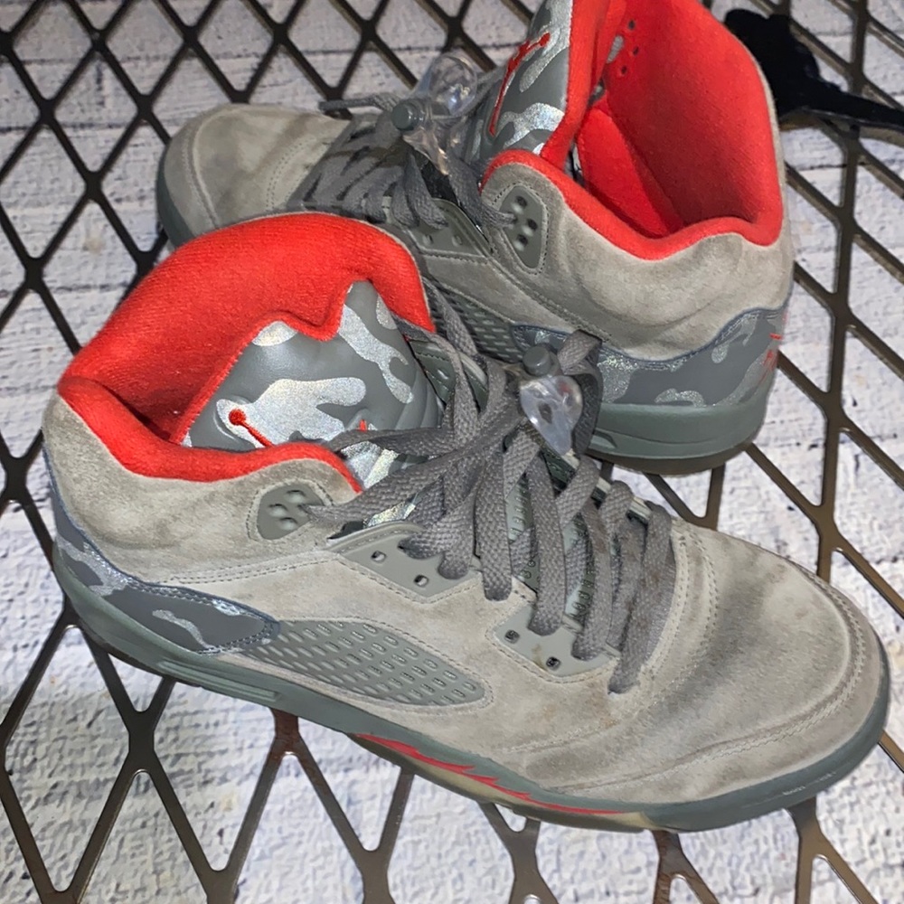 Jordan retro 5s camo